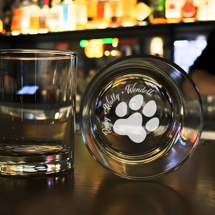 dog-paw-name-bottom-etched-rocks-glass-icustomlabel-1 - iCustomLabel