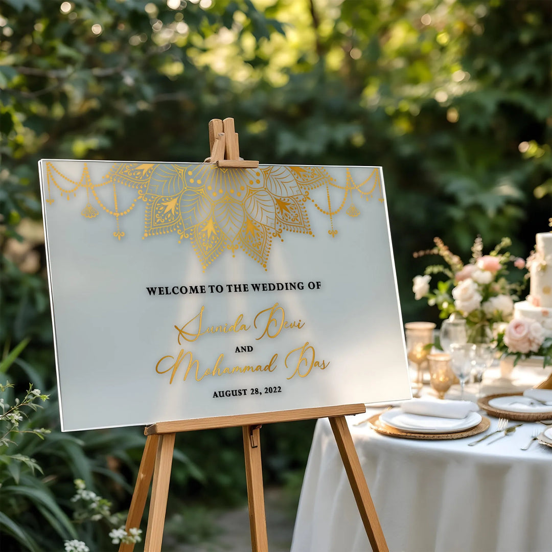Garland Indian Wedding Welcome Sign - iCustomLabel