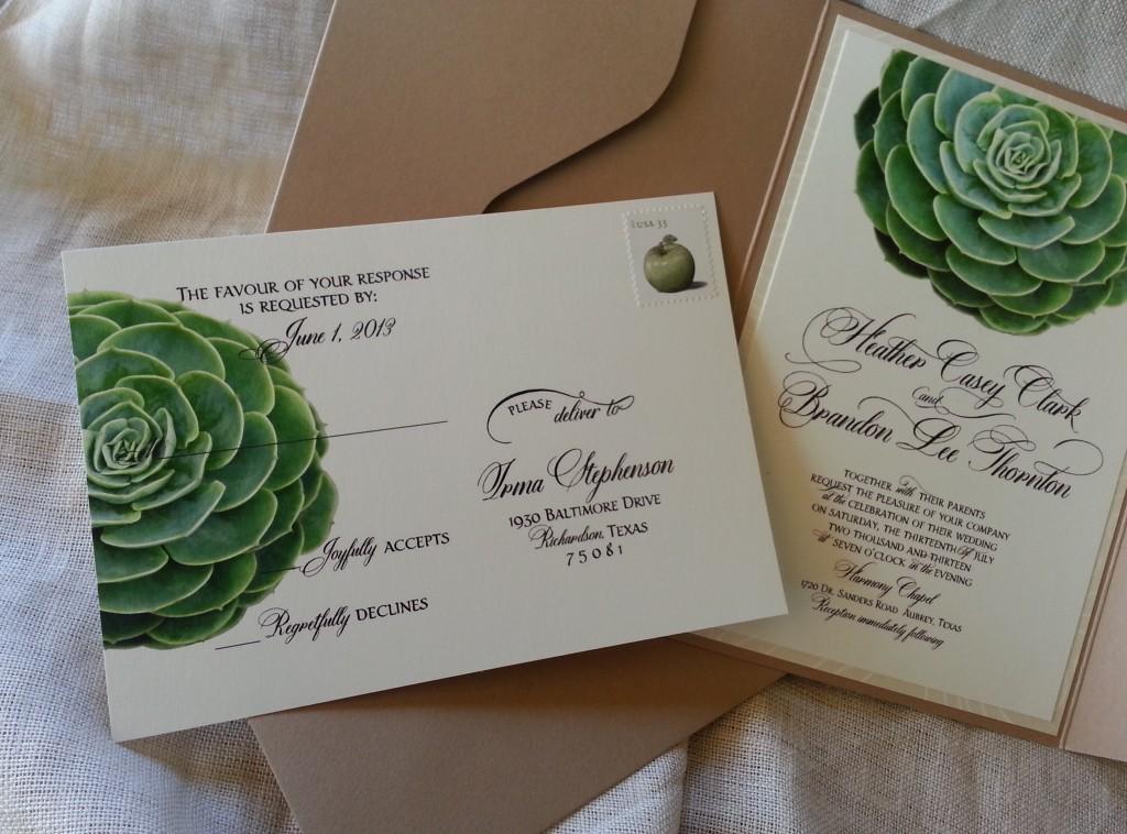 succulent-wedding-invitation-in-kraft-pouch-L-XZO5E8